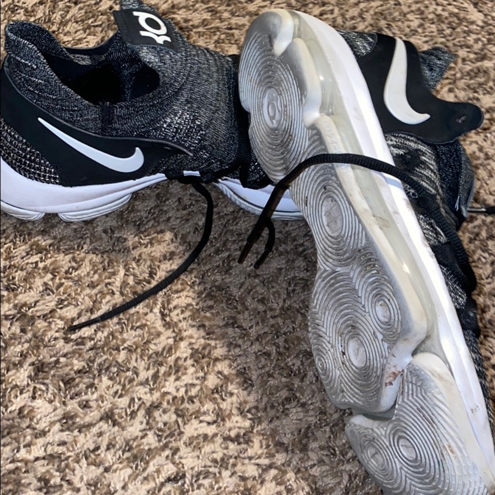 Nike Zoom KD10 Kevin Durant Mens Oreo - Picture 3 of 6